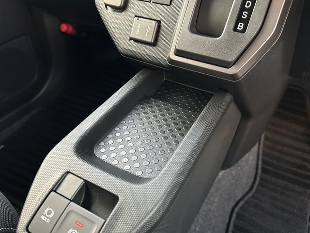 タフト Gターボ ダーククロムベンチャー 保証 新車保証・まごころ保証 1年間・走行距離無制限付き(30枚目)