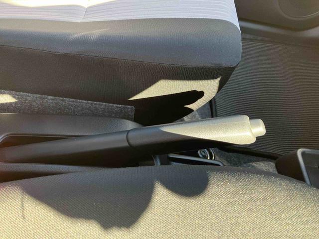 ミライース Ｘ　ＳＡＩＩＩ　ＬＥＤヘッドライト標準装備！！　保証　新車保証・まごころ保証　１年間・走行距離無制限付き　走行距離１，６４３ｋｍ　ＣＤチューナー　ＬＥＤヘッドライト　前後コーナーセンサー　マニュアルエアコン　パワーウィンドウ　オートライト（10枚目）