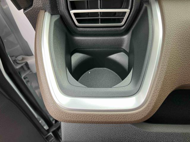 ムーヴ ＲＳ　９インチディスプレイオーディオ装備　インタークーラーターボエンジン　９インチスマホ連携ディスプレイオーディオ　パノラマモニター対応カメラ　両側電動スライドドア　ＵＳＢ＆ＨＤＭＩ　電動パーキングブレーキ　６コーナーセンサー（14枚目）