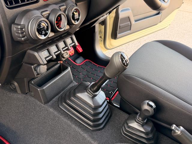 ジムニー ＸＣ　ワンオーナー　ディスプレイオーディオ　バックカメラ　ＥＴＣ　前後ドライブレコーダーＢｌｕｅｔｏｏｔｈ　モンスタースポーツペダルカバー　ブレーキパッド　モンスタースポーツ背面タイヤカバー　５ＭＴ（31枚目）