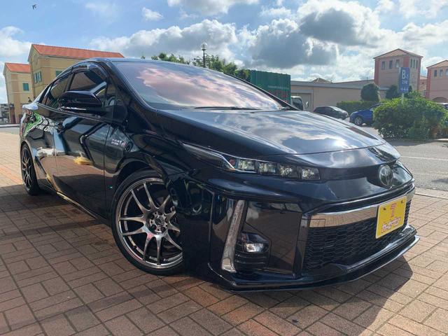 プリウスＰＨＶ Ｓ　ＧＲスポーツ　社外９インチナビ（地デジ）・バックカメラ・前後ドラレコ・ＥＴＣ２．０・ハーフレザーシート（シートヒーター）・セーフティーセンスパック・ＷＯＲＫ１８インチアルミ・テインＥＤＦＣ車高調・（6枚目）