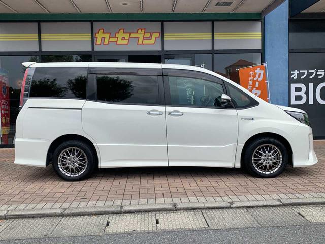 ノア ハイブリッドSi ダブルバイビー セーフティーセンスC・ドライブレコーダー・バックモニター・フリップダウンモニター・シートヒーター・ETC・10インチナビ(7枚目)