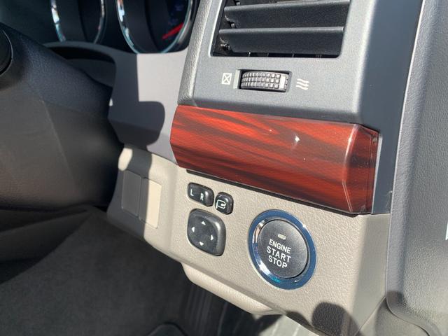 マークＸ ２５０Ｇ　リラックスセレクション・ブラックリミテッド　バックモニター・パワーシート・パイオニアナビ・プラズマクラスター・オートライト・ＥＴＣ（40枚目）