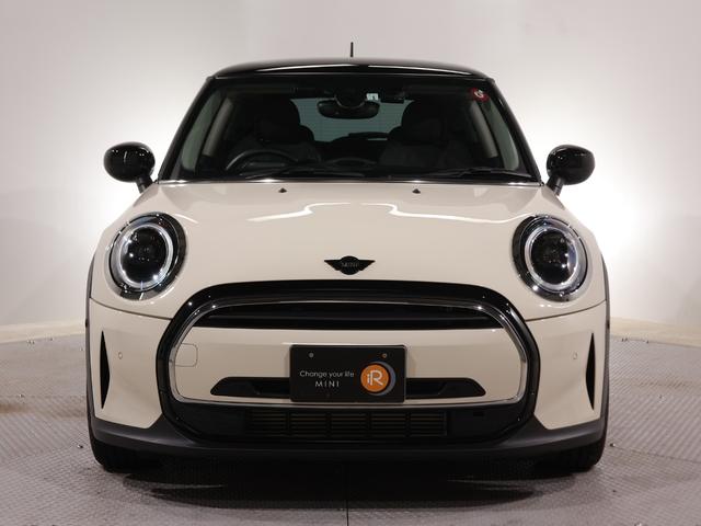 ＭＩＮＩ 禁煙車　ワンオーナー　ハーフレザーシート　純正ナビ　バックカメラ　衝突軽減ブレーキ　前後障害物センサー　パーキングアシスト　ドライビングモード　整備付（13枚目）