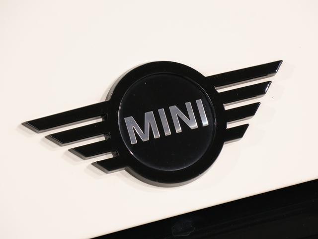 ＭＩＮＩ 禁煙車　ワンオーナー　ハーフレザーシート　純正ナビ　バックカメラ　衝突軽減ブレーキ　前後障害物センサー　パーキングアシスト　ドライビングモード　整備付（28枚目）