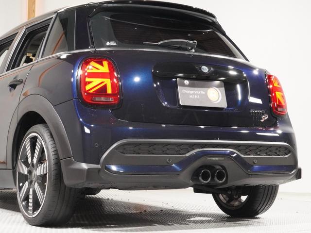 ＭＩＮＩ クーパーＳＤ　クラシック・トリム　禁煙車　ワンオーナー　クロス／レザレット　シートヒーター　純正ナビ　リアカメラ　前後障害物センサー　パーキングアシスト　ドライビングモード　アクティブクルコン　コンフォートアクセス　ＥＴＣ２．０整備付（26枚目）