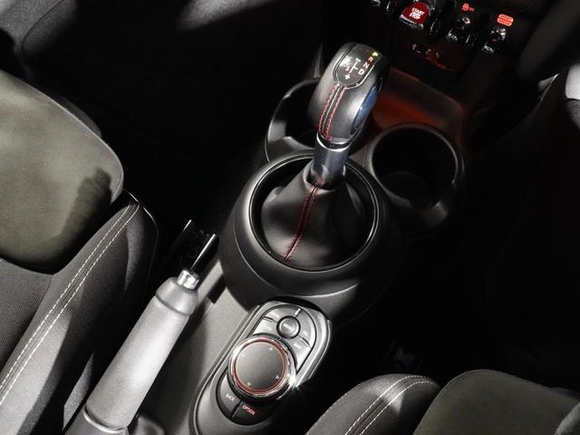 ＭＩＮＩ ジョンクーパーワークス　禁煙車　アクティブクルコン　バックカメラ　リア障害物センサー　コンフォートアクセス　衝突軽減ブレーキ　ヘッドアップディスプレイ　ストレージコンパートメントパッケージ　純正ナビ　ＥＴＣ２．０　整備付（38枚目）