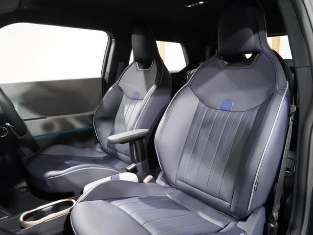 ＭＩＮＩ クーパーＳＥ　フェイバリット・トリム　禁煙車　ベスキンシート　シート＆ハンドルヒーター　バックカメラ　前後障害物センサー　レーンキーピングアシスト　後車衝突警告　ＡｐｐｌｅＣａｒＰｌａｙ　ヘッドアップディスプレイ　純正ナビ　ＥＴＣ２．０（37枚目）