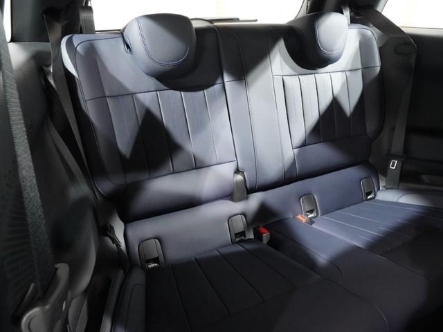 ＭＩＮＩ クーパーＳＥ　フェイバリット・トリム　禁煙車　ベスキンシート　シート＆ハンドルヒーター　バックカメラ　前後障害物センサー　レーンキーピングアシスト　後車衝突警告　ＡｐｐｌｅＣａｒＰｌａｙ　ヘッドアップディスプレイ　純正ナビ　ＥＴＣ２．０（38枚目）