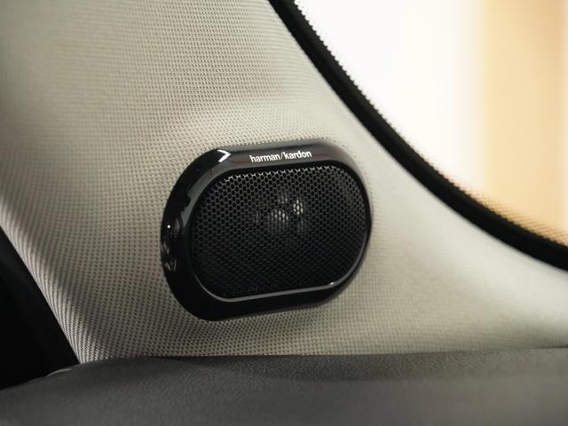 ＭＩＮＩ クーパー　ワンオーナー　レザーシート　シートヒーター　ｈａｒｍａｎ／ｋａｒｄｏｎ　コンフォートアクセス　バックカメラ　前後障害物センサー　パーキングアシスト　ＬＥＤヘッドライト　純正ナビ　ＥＴＣ　整備付（35枚目）