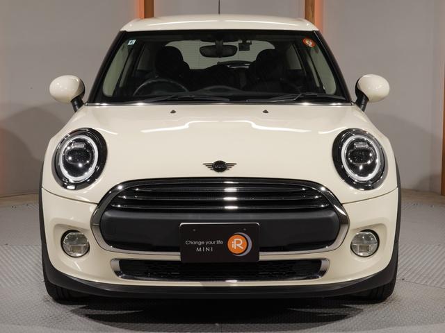 ＭＩＮＩ ヴィクトリア　特別仕様車　専用装備　禁煙車　純正ナビ　バックカメラ　アームレスト　マルチファンクション　ＬＥＤヘッドライト／フォグランプ　ＥＴＣ　整備付（8枚目）