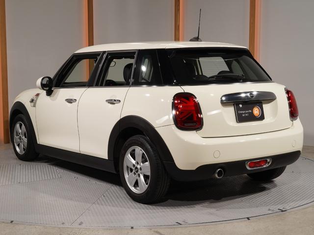 ＭＩＮＩ ヴィクトリア　特別仕様車　専用装備　禁煙車　純正ナビ　バックカメラ　アームレスト　マルチファンクション　ＬＥＤヘッドライト／フォグランプ　ＥＴＣ　整備付（10枚目）