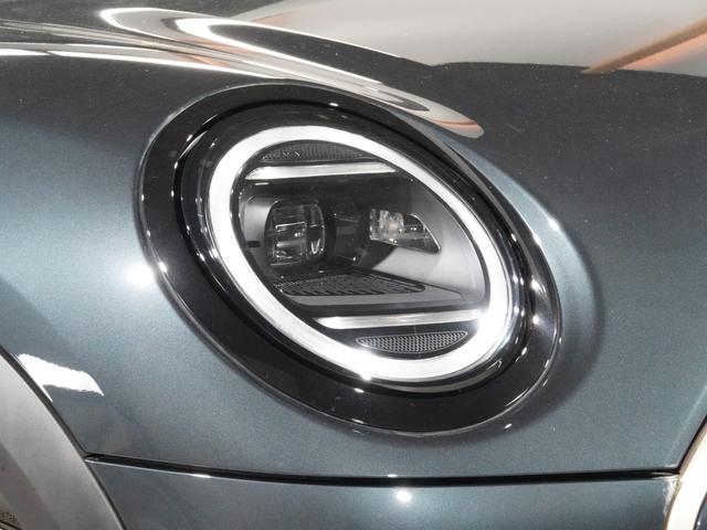 ＭＩＮＩ クーパーＳ　フェイバリット・トリム　禁煙車　ワンオーナー　ベスキンシート　シート＆ハンドルヒーター　ＡｐｐｌｅＣａｒＰｌａｙ　純正ナビ　ワイヤレスチャージ　前後カメラ　レーンアシスト　アクティブクルコン　ＥＴＣ２．０　整備付（22枚目）