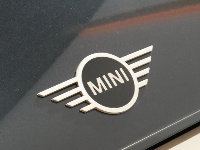 ＭＩＮＩ クーパーＳ　フェイバリット・トリム　禁煙車　ワンオーナー　ベスキンシート　シート＆ハンドルヒーター　ＡｐｐｌｅＣａｒＰｌａｙ　純正ナビ　ワイヤレスチャージ　前後カメラ　レーンアシスト　アクティブクルコン　ＥＴＣ２．０　整備付（23枚目）