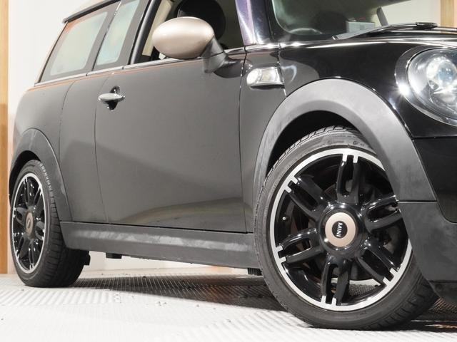 MINI クーパーS ボンドストリート 限定車 専用装備 レザーシート シートヒーター 専用ルーフ/クールシャンパン バイキセノンヘッドライト オートエアコンディショナー レザーステアリング ETC 整備付(19枚目)