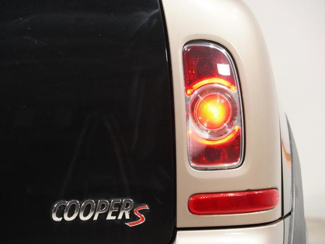 MINI クーパーS ボンドストリート 限定車 専用装備 レザーシート シートヒーター 専用ルーフ/クールシャンパン バイキセノンヘッドライト オートエアコンディショナー レザーステアリング ETC 整備付(26枚目)