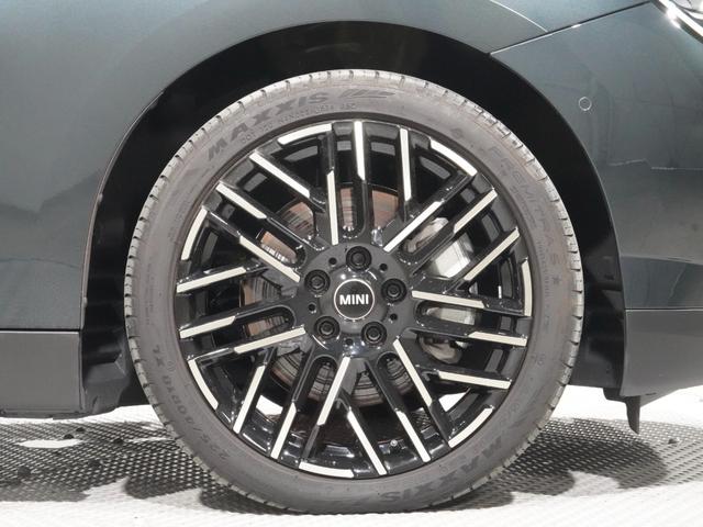 MINI クーパーSE フェイバリット・トリム 禁煙車 ベスキンシート シート&ハンドルヒーター バックカメラ 前後障害物センサー レーンキーピングアシスト 後車衝突警告 AppleCarPlay ヘッドアップディスプレイ  ETC2.0 整備付(12枚目)