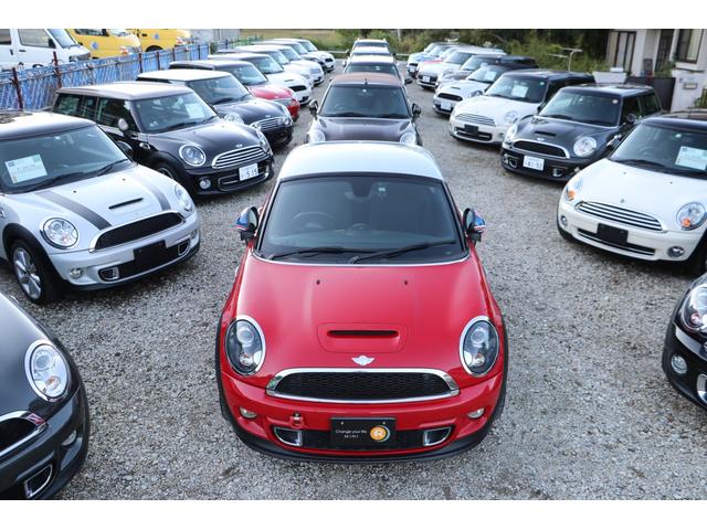 MINI クーパーSE フェイバリット・トリム 禁煙車 ベスキンシート シート&ハンドルヒーター バックカメラ 前後障害物センサー レーンキーピングアシスト 後車衝突警告 AppleCarPlay ヘッドアップディスプレイ  ETC2.0 整備付(53枚目)