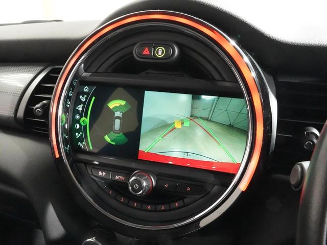 MINI クーパー 禁煙車 ワンオーナー コンフォートアクセス パーキングアシスト バックカメラ 前後障害物センサー LEDヘッドライト/フォグランプ ストレージコンパートメントパッケージ 純正ナビ ETC 整備付(6枚目)