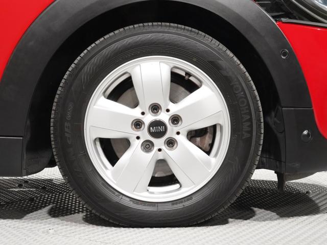 MINI クーパー 禁煙車 ワンオーナー コンフォートアクセス パーキングアシスト バックカメラ 前後障害物センサー LEDヘッドライト/フォグランプ ストレージコンパートメントパッケージ 純正ナビ ETC 整備付(11枚目)
