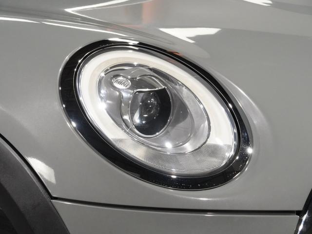 MINI クーパー 禁煙車 ワンオーナー 純正ナビ バックカメラ リア障害物センサー ストレージコンパートメントパッケージ LEDヘッドライト/LEDフロントフォグランプ ETC 整備付(21枚目)