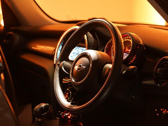 MINI クーパー 禁煙車 ワンオーナー 純正ナビ バックカメラ リア障害物センサー ストレージコンパートメントパッケージ LEDヘッドライト/LEDフロントフォグランプ ETC 整備付(38枚目)