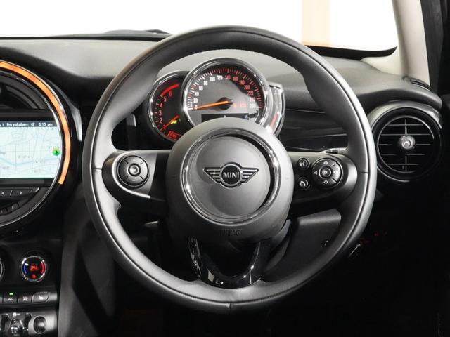 MINI クーパーD ピカデリーエディション 特別仕様車 専用装備 レザレットシート シートヒーター 純正ナビ バックカメラ 衝突軽減ブレーキ リア障害物センサー コンフォートアクセス 15インチアルミホイール ETC 整備付(17枚目)
