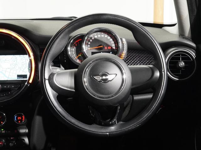 MINI クーパーS 禁煙車 純正ナビ アームレスト レザーステアリング LEDヘッドライト ホワイトターンシグナルライト ETC2.0 整備付(16枚目)
