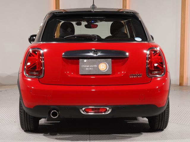 ■ＭＩＮＩに精通したメカニックが一台一台丁寧に点検を致します。ＭＩＮＩには車種や年式特有の個性があります。専門店として創業２５年以上に亘り培われた知識を元に、特有の弱点や予防対策を考えた整備を行います