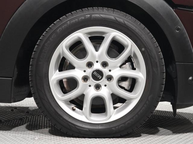 ＭＩＮＩ クーパー　限定車　禁煙車　ワンオーナー　専用装備　アクティブクルコン　コンフォートアクセス　バックカメラ　パーキングアシスト　前後障害物センサー　衝突軽減ブレーキ　ＬＥＤヘッドライト　ＥＴＣ　整備付（11枚目）