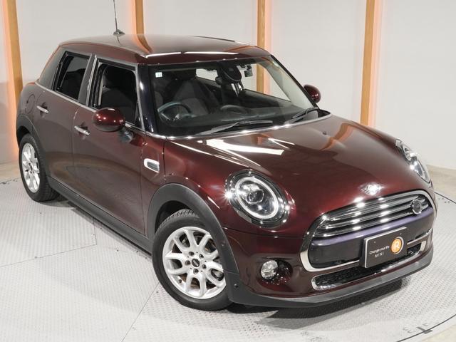 ＭＩＮＩ クーパー　限定車　禁煙車　ワンオーナー　専用装備　アクティブクルコン　コンフォートアクセス　バックカメラ　パーキングアシスト　前後障害物センサー　衝突軽減ブレーキ　ＬＥＤヘッドライト　ＥＴＣ　整備付（19枚目）