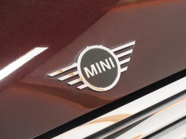 ＭＩＮＩ クーパー　限定車　禁煙車　ワンオーナー　専用装備　アクティブクルコン　コンフォートアクセス　バックカメラ　パーキングアシスト　前後障害物センサー　衝突軽減ブレーキ　ＬＥＤヘッドライト　ＥＴＣ　整備付（22枚目）