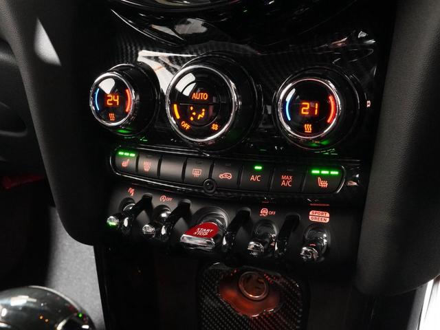MINI ジョンクーパーワークス 禁煙車 ワンオーナー ハーフレザー シートヒーター ヘッドアップディスプレイ バックカメラ 前後障害物センサー パーキングアシスト アクティブクルコン 純正ナビ ETC2.0 整備付(37枚目)