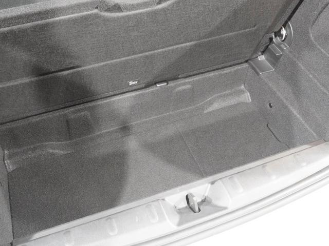 ＭＩＮＩ クーパーＳ　禁煙車　レザーシート　シートヒーター　ヘッドアップディスプレイ　バックカメラ　パーキングアシスト　前後障害物センサー　ドライビングモード　アクティブクルコン　純正ナビ　ＥＴＣ２．０　整備付（32枚目）