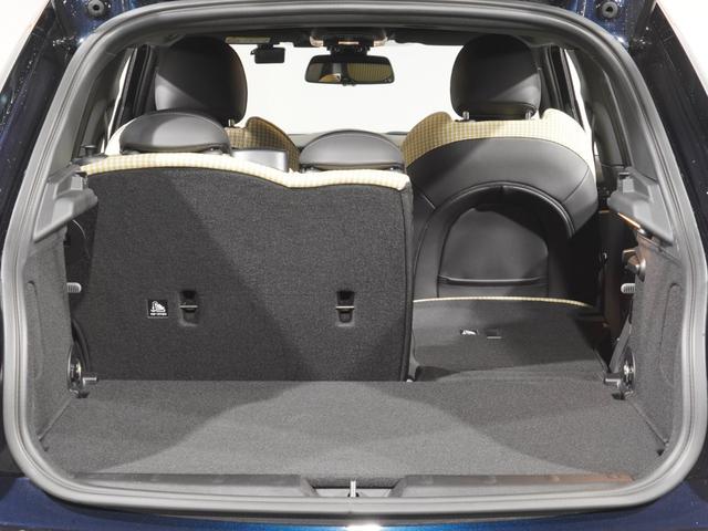 ＭＩＮＩ クーパーＳ　レゾリュート・エディション　限定車　禁煙車ワンオーナー　専用装備　クロス／レザレット／ヒーター　クルコン　ＡｐｐｌｅＣａｒＰｌａｙ　ワイヤレスチャージ　ヘッドアップディスプレイ　バックカメラ　障害物センサー　ＥＴＣ２．０　整備付（31枚目）