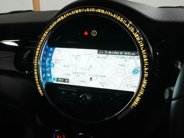 ＭＩＮＩ ジョンクーパーワークス　ジョンクーパーワークストリム　禁煙車　ワンオーナー　ハーフレザーシート　シートヒーター　ヘッドアップディスプレイ　アクティブクルコン　パーキングアシスト　バックカメラ　前後障害物センサー　純正ナビ　ＥＴＣ２．０　整備付（36枚目）