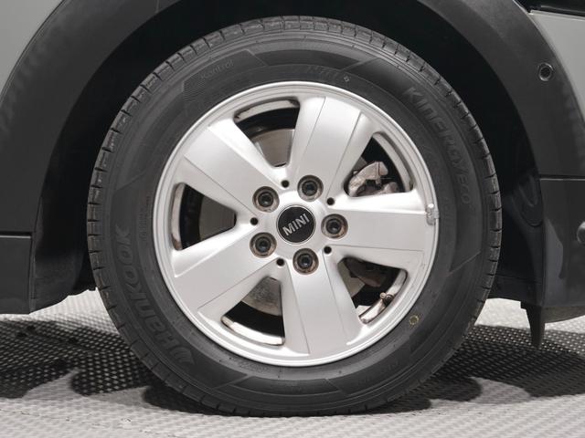 ＭＩＮＩ クーパーＤ　禁煙車　ヘッドアップディスプレイ　パーキングアシスト　バックカメラ　前後障害物センサー　コンフォートアクセス　ストレージコンパートメントパッケージ　純正ナビ　ＥＴＣ　整備付（11枚目）