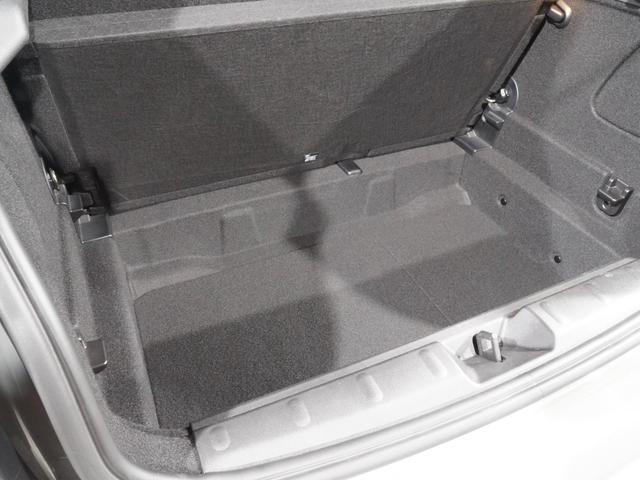 ＭＩＮＩ クーパーＤ　禁煙車　ヘッドアップディスプレイ　パーキングアシスト　バックカメラ　前後障害物センサー　コンフォートアクセス　ストレージコンパートメントパッケージ　純正ナビ　ＥＴＣ　整備付（32枚目）