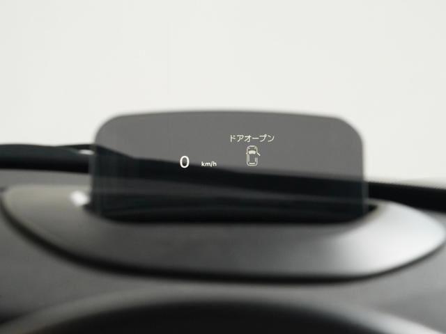 ＭＩＮＩ クーパーＤ　禁煙車　ヘッドアップディスプレイ　パーキングアシスト　バックカメラ　前後障害物センサー　コンフォートアクセス　ストレージコンパートメントパッケージ　純正ナビ　ＥＴＣ　整備付（35枚目）