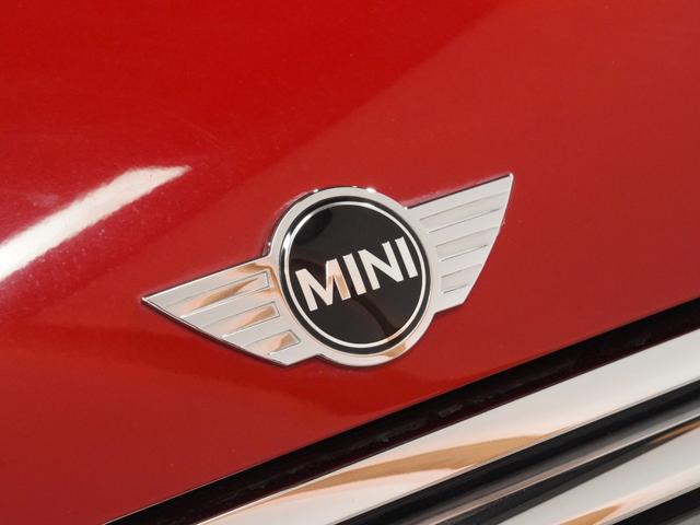 ＭＩＮＩ クーパーＤ　禁煙車　純正ナビ　バックカメラ　リア障害物センサー　レザーステアリング　ＬＥＤヘッドライト　ホワイトターンシグナルライト　ＥＴＣ　整備付（22枚目）