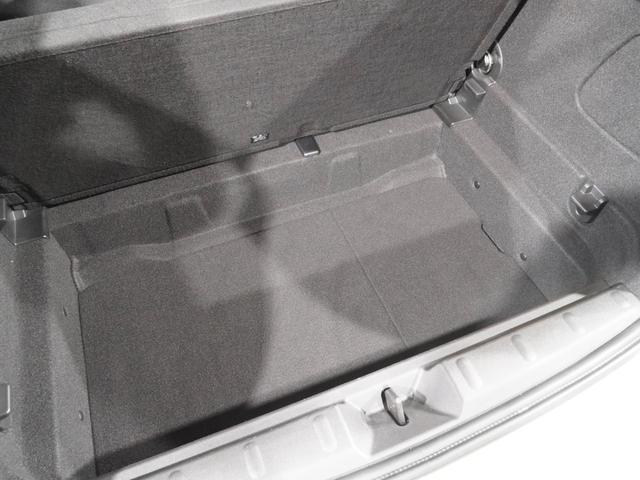 MINI クーパー 禁煙車 コンフォートアクセス バックカメラ リア障害物センサー ストレージコンパートメントパッケージ LEDヘッドライト 純正ナビ ETC 整備付(32枚目)