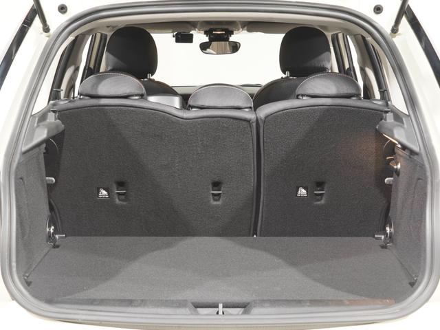 ＭＩＮＩ クーパー　禁煙車　コンフォートアクセス　アシスト　バックカメラ　前後障害物センサー　衝突被害軽減ブレーキ　ＬＥＤヘッドライト　ストレージコンパートメントパッケージ　純正ナビ　ＥＴＣ　整備付（29枚目）