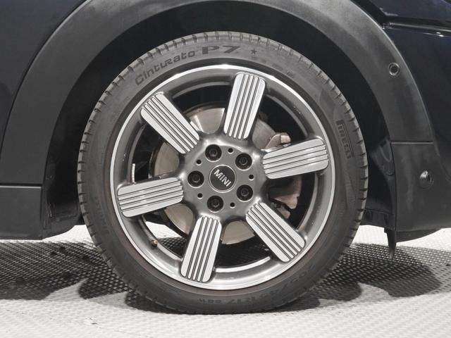 ＭＩＮＩ クーパーＳ　６０イヤーズエディション　限定車　禁煙車　ワンオーナー　専用装備　レザーシート　シートヒーター　アクティブクルコン　バックカメラ　前後障害物センサー　パーキングシスト　ドライビングモード　純正ナビ　ＥＴＣ２．０　整備付（11枚目）