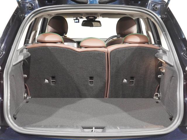 ＭＩＮＩ クーパーＳ　６０イヤーズエディション　限定車　禁煙車　ワンオーナー　専用装備　レザーシート　シートヒーター　アクティブクルコン　バックカメラ　前後障害物センサー　パーキングシスト　ドライビングモード　純正ナビ　ＥＴＣ２．０　整備付（30枚目）