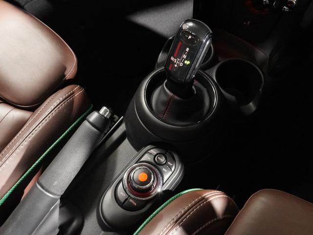 ＭＩＮＩ クーパーＳ　６０イヤーズエディション　限定車　禁煙車　ワンオーナー　専用装備　レザーシート　シートヒーター　アクティブクルコン　バックカメラ　前後障害物センサー　パーキングシスト　ドライビングモード　純正ナビ　ＥＴＣ２．０　整備付（38枚目）
