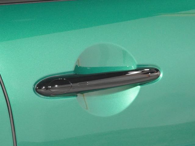 ＭＩＮＩ クーパーＳ　クラシック・トリム　ベスキン／クロス　シート＆ハンドルヒーター　前後カメラ　レーンアシスト　ＡｐｐｌｅＣａｒＰｌａｙ　純正ナビ　ワイヤレスチャージ　ペダル踏み間違い抑制機能　後車衝突警告機能　ＥＴＣ２．０　整備付（26枚目）