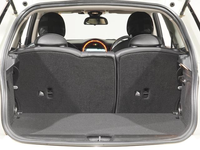 ＭＩＮＩ クーパーＳＤ　禁煙車　ワンオーナー　Ｙｏｕｒｓ　レザーシート／アルミホイール　シートヒーター　パーキングアシスト　バックカメラ　前後障害物センサー　アクティブクルコン　純正ナビ　ＥＴＣ２．０　整備付（30枚目）