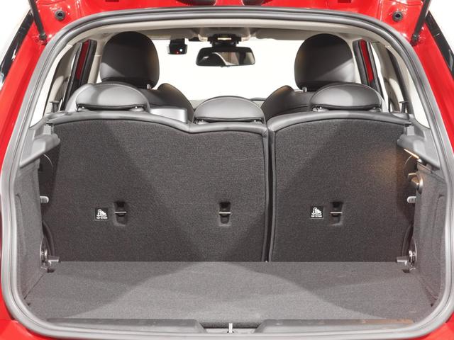 ＭＩＮＩ クーパーＳ　禁煙車　レザーシート　シートヒーター　ｈａｒｍａｎ／ｋａｒｄｏｎ　ヘッドアップディスプレイ　バックカメラ　前後障害物センサー　パーキングアシスト　純正ナビ　ＥＴＣ２．０　整備付（29枚目）