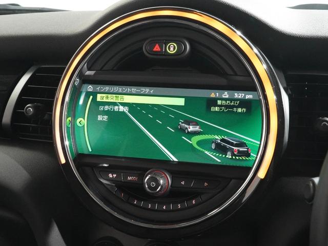 ＭＩＮＩ クーパーＳ　禁煙車　レザーシート　シートヒーター　ｈａｒｍａｎ／ｋａｒｄｏｎ　ヘッドアップディスプレイ　バックカメラ　前後障害物センサー　パーキングアシスト　純正ナビ　ＥＴＣ２．０　整備付（37枚目）