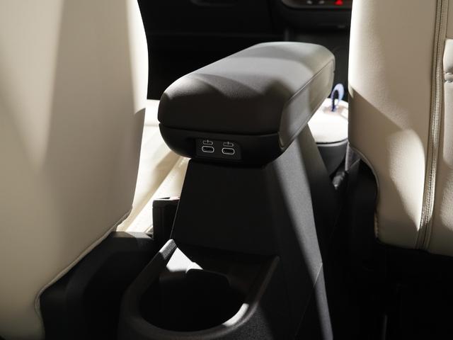 MINI クーパーS フェイバリット・トリム 禁煙車 ワンオーナー Mパッケージ ベスキン/ベージュ シート&ハンドルヒーター 前後カメラ AppleCarPlay 純正ナビ ワイヤレスチャージ レーンキープアシスト ETC2.0 整備付(38枚目)